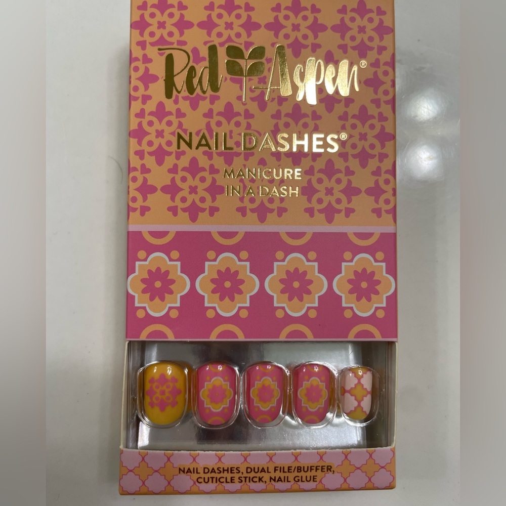 Red Aspen Mosaic For Margie Nail Dashes. New